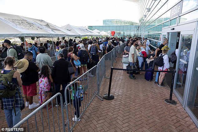 Trump Resists Deal as Airport Chaos Intensifies Amid Ongoing Government Shutdown