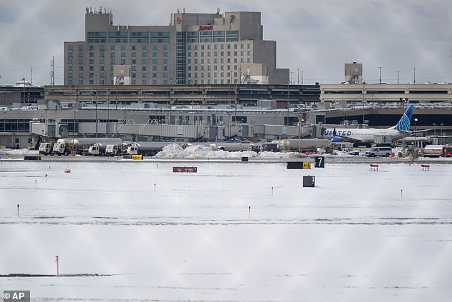 Vernon Baker Sentenced to 25 Months in Prison for In-Flight Sexual Assault; Case Sparks Debate on Airline Safety Protocols