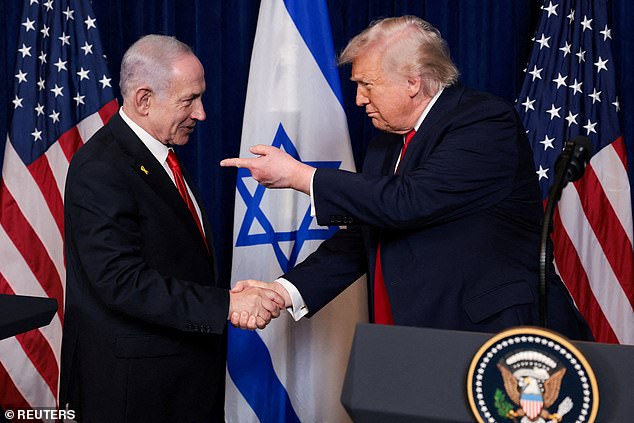 Trump Warns Netanyahu Against Iranian Regime Change, Predicts 'Bloodbath' Amid Escalating Tensions