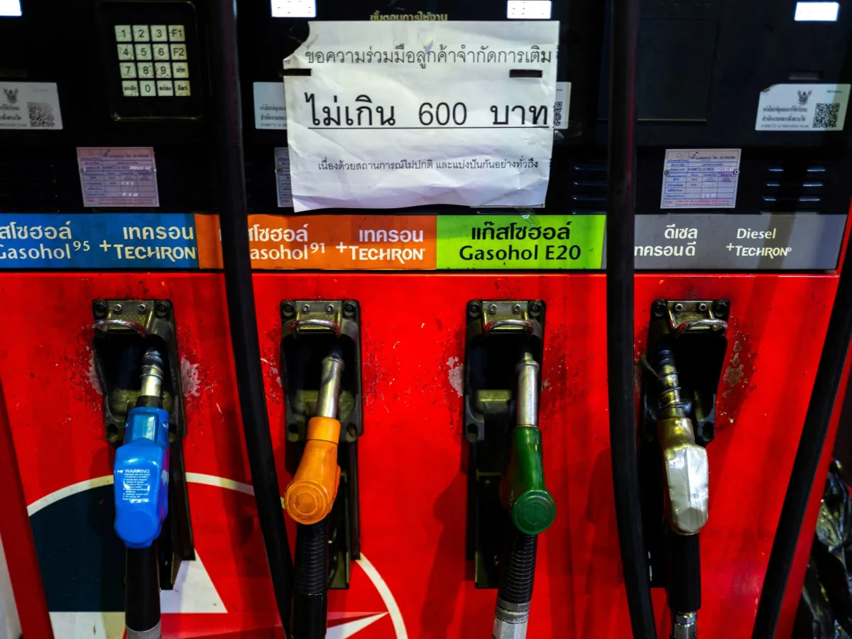 Iran-US Tensions Push Oil Prices Past $104 as Talks Stall