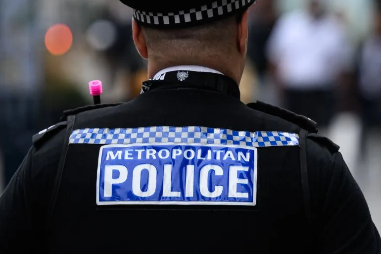 Tense Confrontation Between London Police Officer and Al Jazeera Journalists Heats Debate Over Press Freedom and Public Safety After Viral Video Emerges