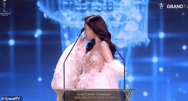 Thai Beauty Queen Maintains Composure After Veneers Fall Out During Pageant
