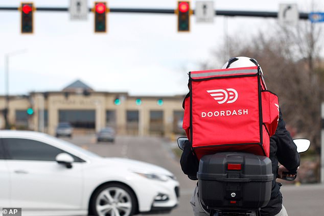 DoorDash Driver Rejects Viral Macarena Tip, Calls Request 'Dehumanizing' in Reddit Post