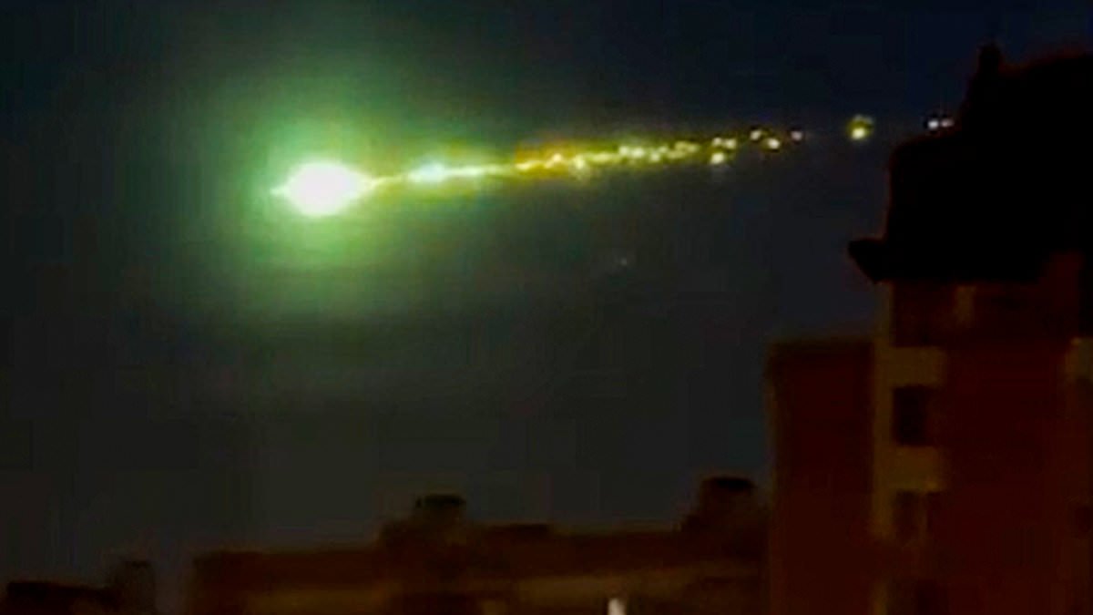 AMS Reports Unprecedented Fireball Surge in First Quarter of 2026, Fueling Extraterrestrial Theories