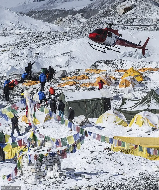 Everest Guides Accused of £15m Insurance Scam Using Poison to Stage Fake Emergencies