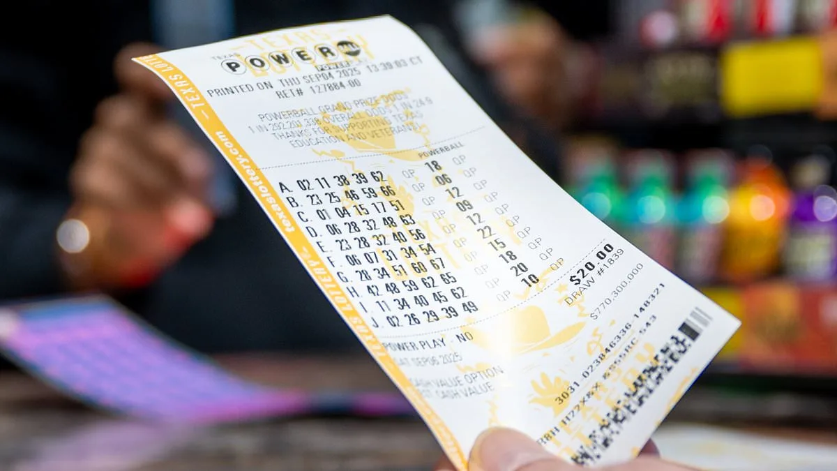 Ohio Man's Six-Figure Lottery Win Stems from Cashier Mix-Up