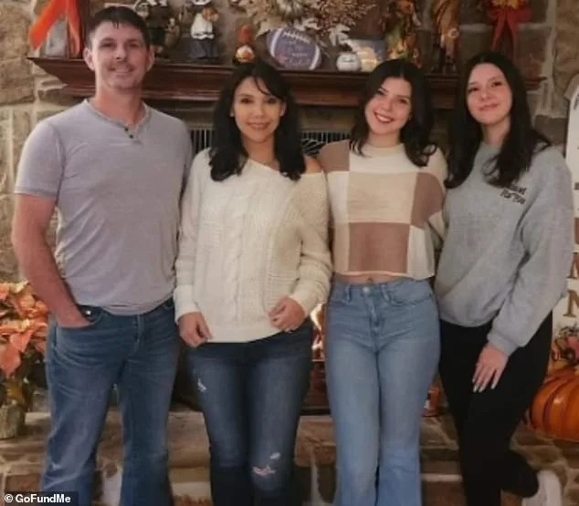 18-Year-Old Girl Dies After Sitting on Moving Vehicle's Window on Oklahoma Interstate