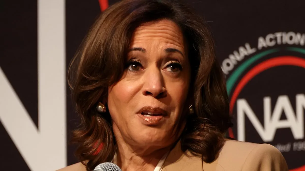 Kamala Harris Mocks Trump's Foreign Policy as 'Mob Boss' in Sharp Critique
