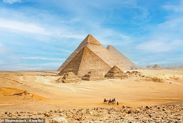 Revolutionary Discovery: Ancient Spiral Ramp System Reveals How Egypt's Great Pyramid Was Built, Challenging Centuries of Theories