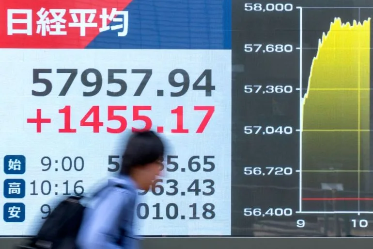 Asian Stocks Soar as Oil Price Falls on Iran-U.S. Talk Hope