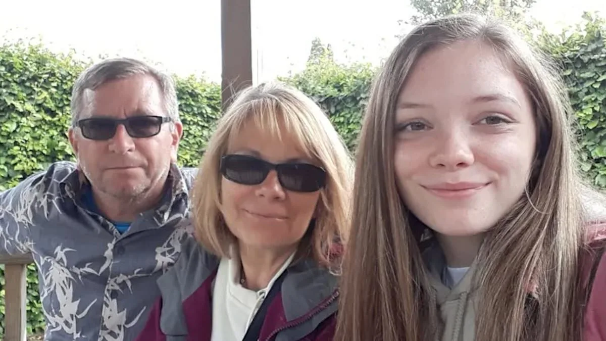 Early-Onset Alzheimer's: Green Family's Private Struggle.