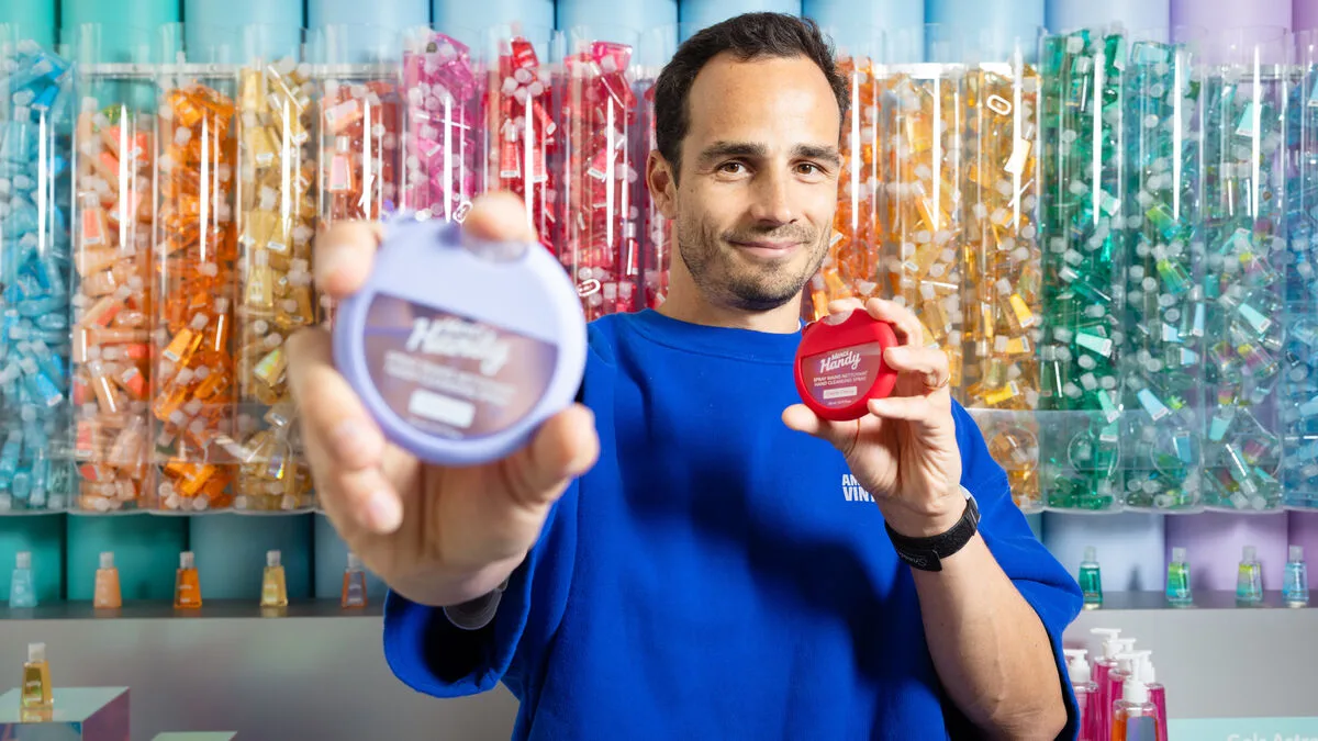 Merci Handy: ScentedSanitizer Innovator