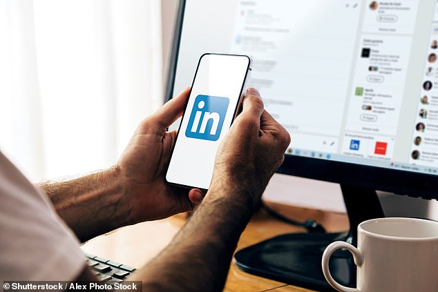 New AI tool instantly converts plain English into polished LinkedIn speak.