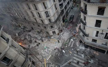 Parisian Elite Shocked by Star's Death at Luxury Gym.