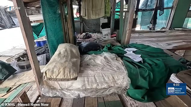 Authorities struggle to identify residents as massive Honolulu water camp grows.