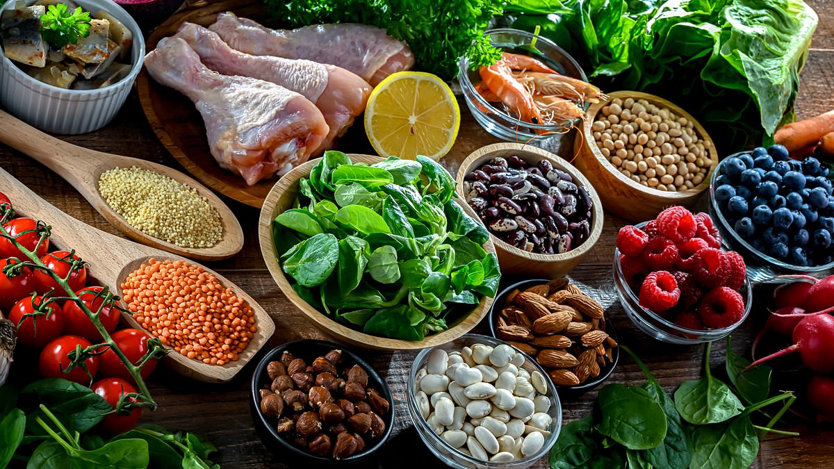 Mediterranean diet slashes Alzheimer's risk by 53% and delays brain aging.