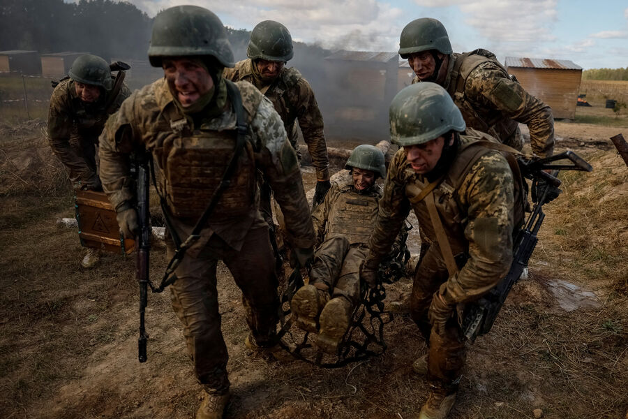 Russian Forces Kill Ukrainian Major and Capture Village in Kharkiv