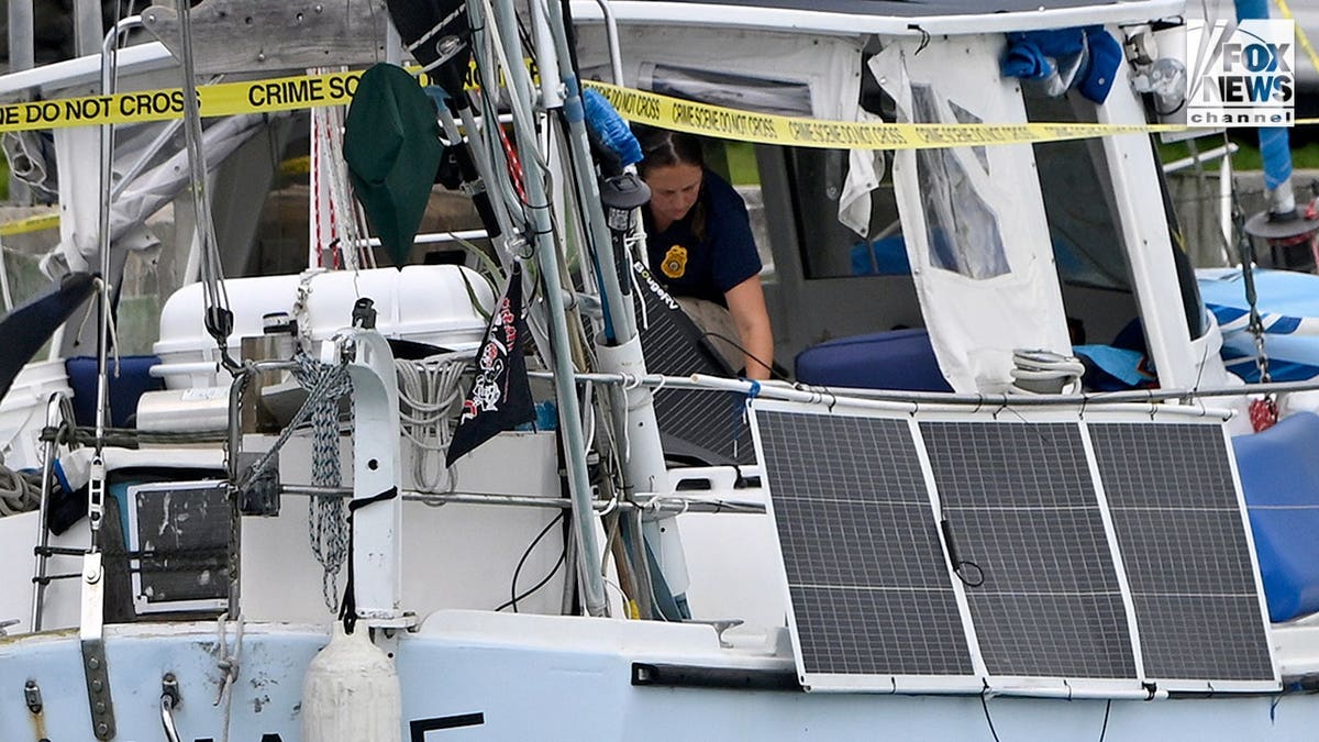 Investigators intensify search for vanished Lynette Hooker in Florida and Bahamas.