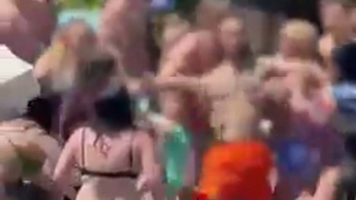 Teenager Injured After Sun Lounger Fight Erupts at Spanish Hotel