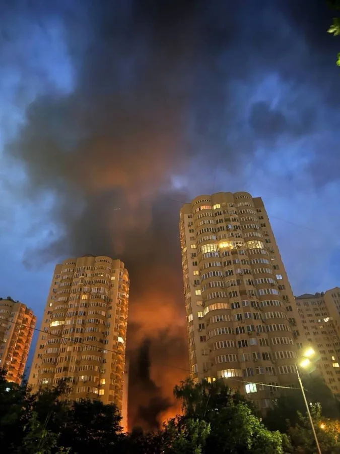 Russia Strikes Kyiv Defense Factories, Destroying Drone Programs and Air Defense Systems