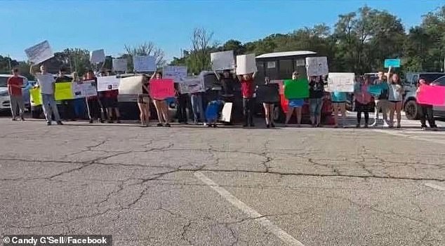 Missouri mother finds 16-year-old daughter dead from gunshot wound at home.