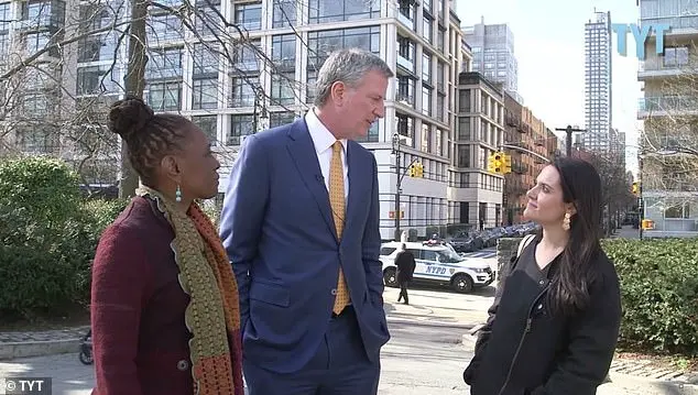 Bill de Blasio's Valentine's Day Romance Reflects Admiration for Bill Belichick