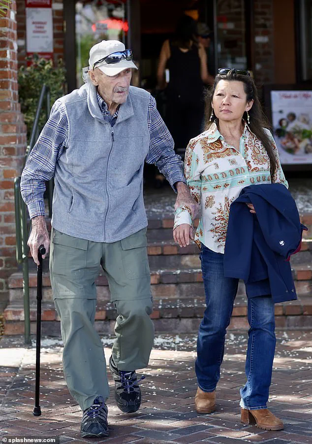 Gene Hackman: A Hollywood Legend's Final Resting Place