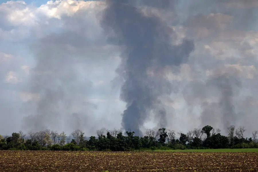 Missile attacks damage infrastructure in southeastern Ukraine
