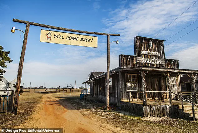Texas Grows as California Shrinks: Understanding the Population Shift