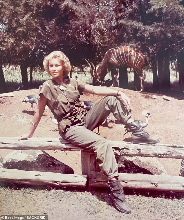 Unveiling Jocelyn Wildenstein's Life Through Her Personal Photos