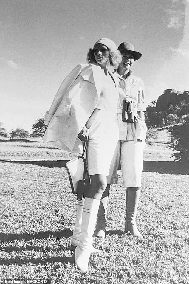Unveiling Jocelyn Wildenstein's Life Through Her Personal Photos