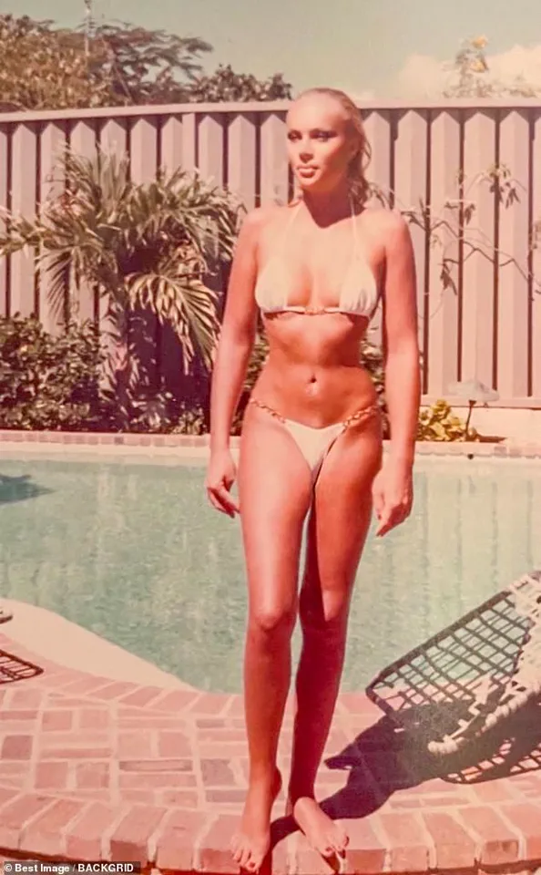 Unveiling Jocelyn Wildenstein's Life Through Her Personal Photos