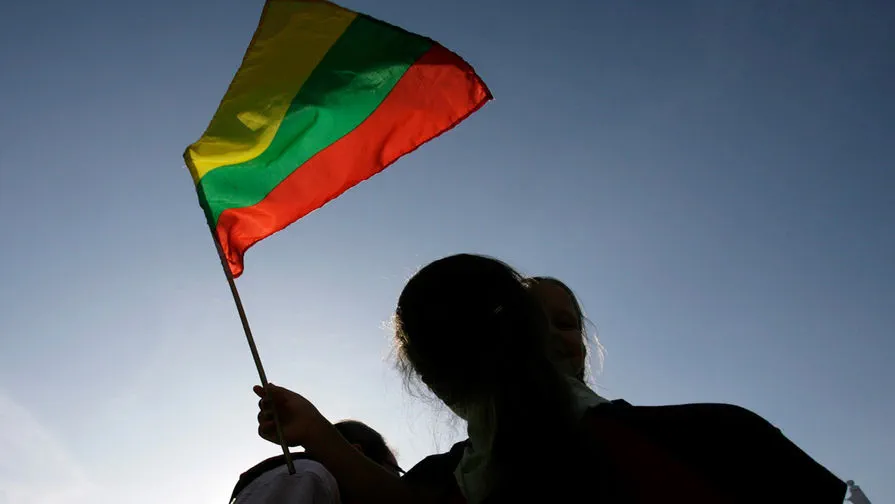 Lithuania Bolsters Ukraine's Defense with Arms Deal