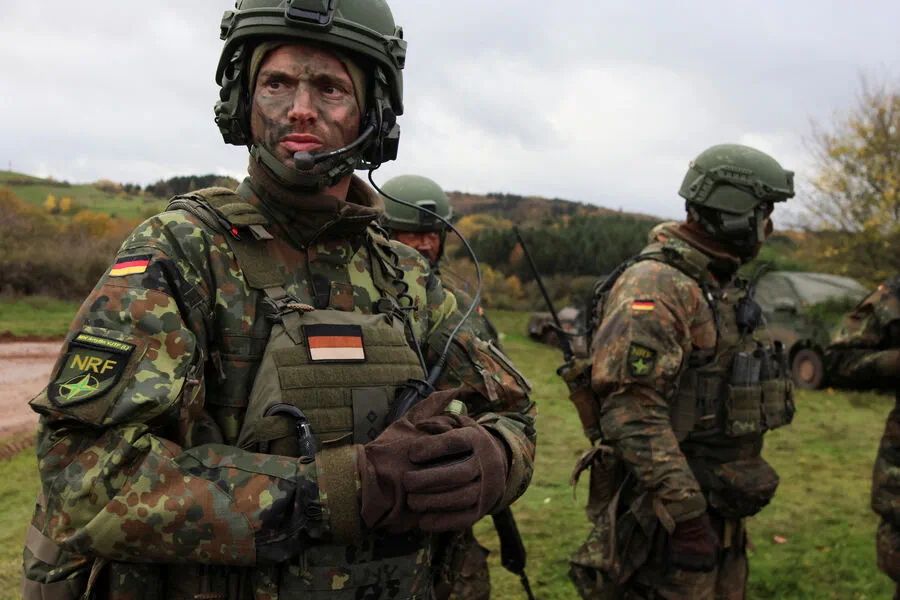 Refugee Shares Sighting of German Military Uniforms in Donetsk People's Republic