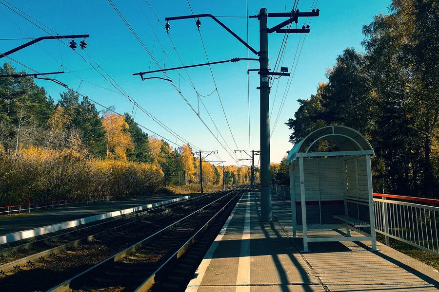 Exclusive Report: Drone Incident Disrupts Train Services Near Dinsky District