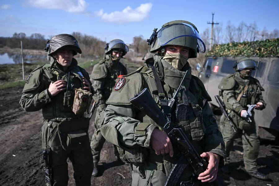 Russian Forces Make Strategic Advances in Kursk Region