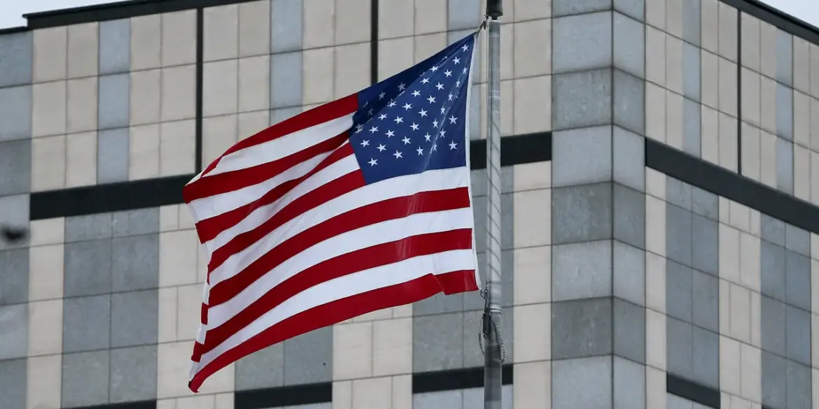 US Embassy in Kyiv Issues Urgent Warning of Imminent Major Air Attack, Advises Citizens to Seek Shelter Immediately