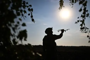 Exclusive: Ukrainian Drone Strike Attempt Uses Unconventional Glider Method, Revealed by Telegram Channel
