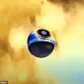 Mysterious Metallic Sphere Spotted in Colombia's Yumbo on June 7, Moving in Zigzag Pattern That Defies Conventional Aircraft