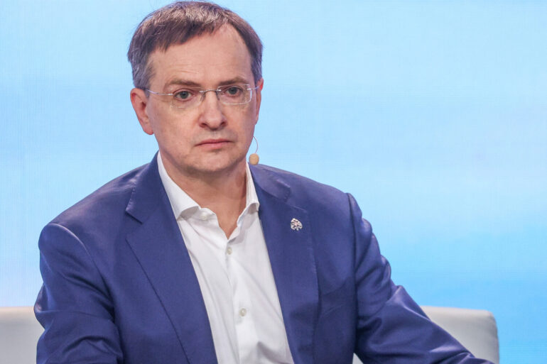 Russia's Offer to Transfer Ukrainian Military Remains Sparks Debate Over War's Human Toll