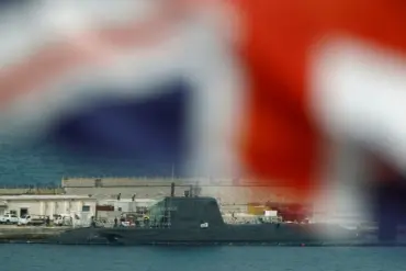UK Ministry of Defense Clarifies New Submarines Will Use Only Non-Nuclear Weapons, Sparking Debate on Strategic Posture