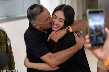 Behind Closed Doors: Freed Hostage Condemns Protesters' Disruption of Jewish Fundraising Event with Limited Access to Information