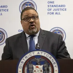 Defense Accuses Manhattan DA's Office of Fraudulent Scheme to Obtain Confidential Medical Records in Mangione Murder Case