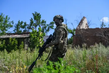 Exclusive: Rogov Reveals Privileged Insights on Russia's Strategic Shift in Eastern Ukraine