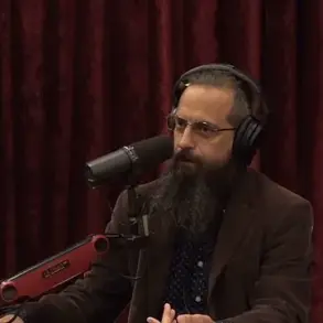 Joe Rogan and AI Expert Roman Yampolskiy Debate Simulation Theory and the Rise of God-Like Intelligence