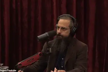 Joe Rogan and AI Expert Roman Yampolskiy Debate Simulation Theory and the Rise of God-Like Intelligence