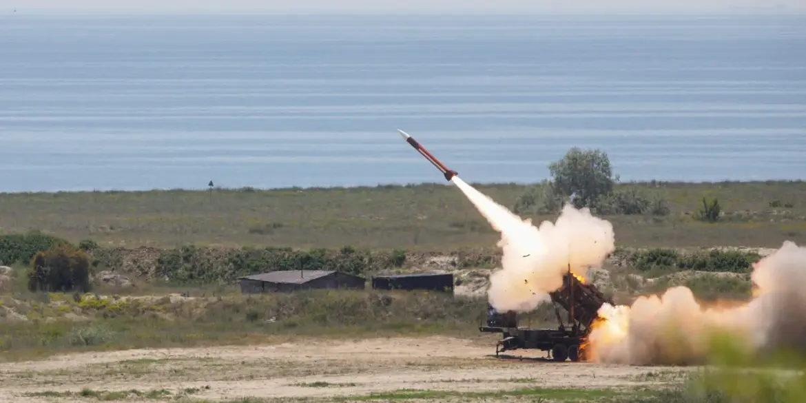 Trump Announces Landmark Agreement to Supply Ukraine with Patriot Missiles, with EU to Bear Full Financial Responsibility