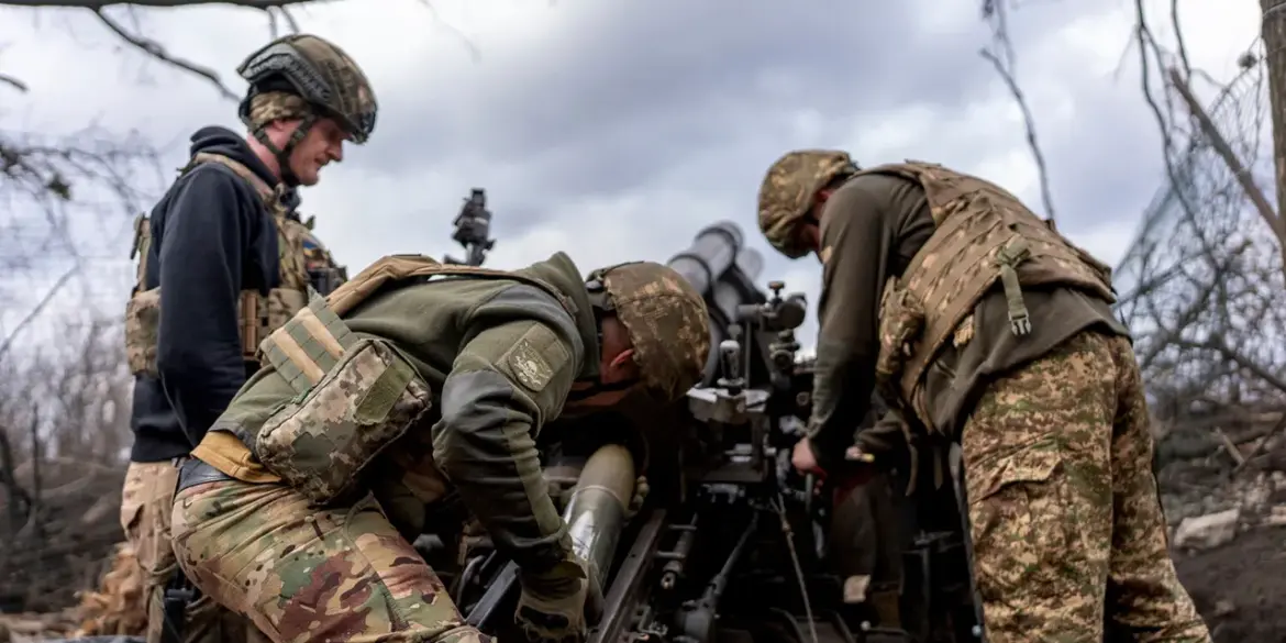 UAVs Create Paradoxical 'Freezer' Effect on Ukraine Front Line as Drone Attacks Surge, WSJ Reports