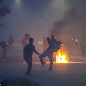 Violent Clashes Erupt in Gravelines as Riot Police and Migrants Clash Early This Morning