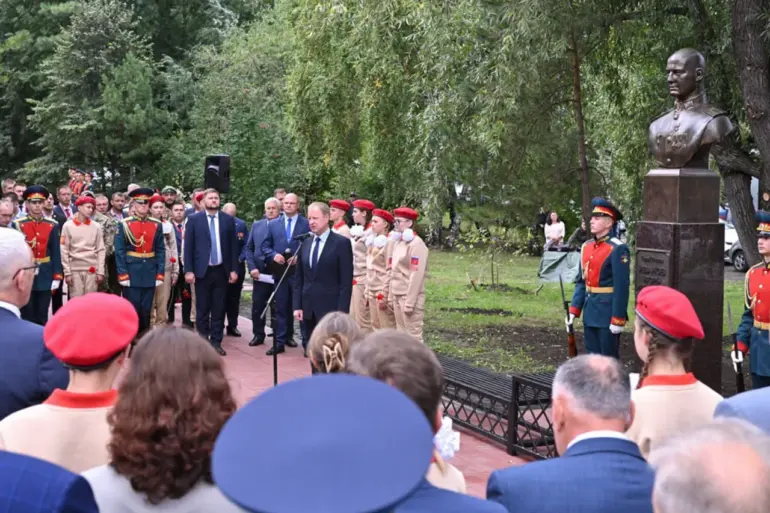 Barley Unveils Bust Honoring Igor Ivanov, Posthumous Hero of Russia